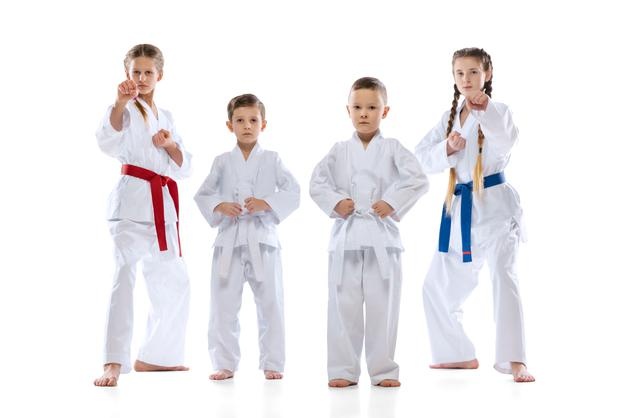 Enfant faisant du taekwondo